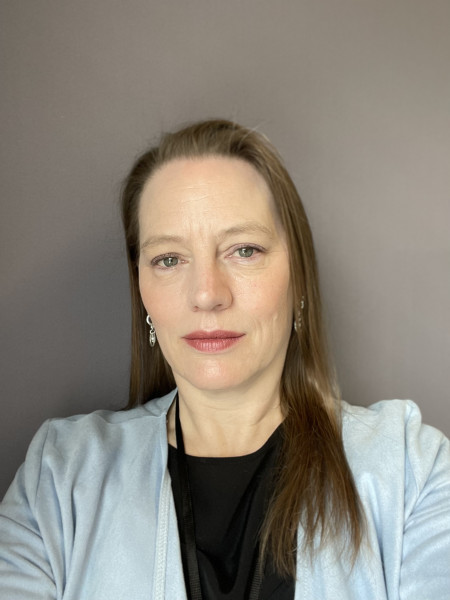 Picture  of Fiona MacDonald